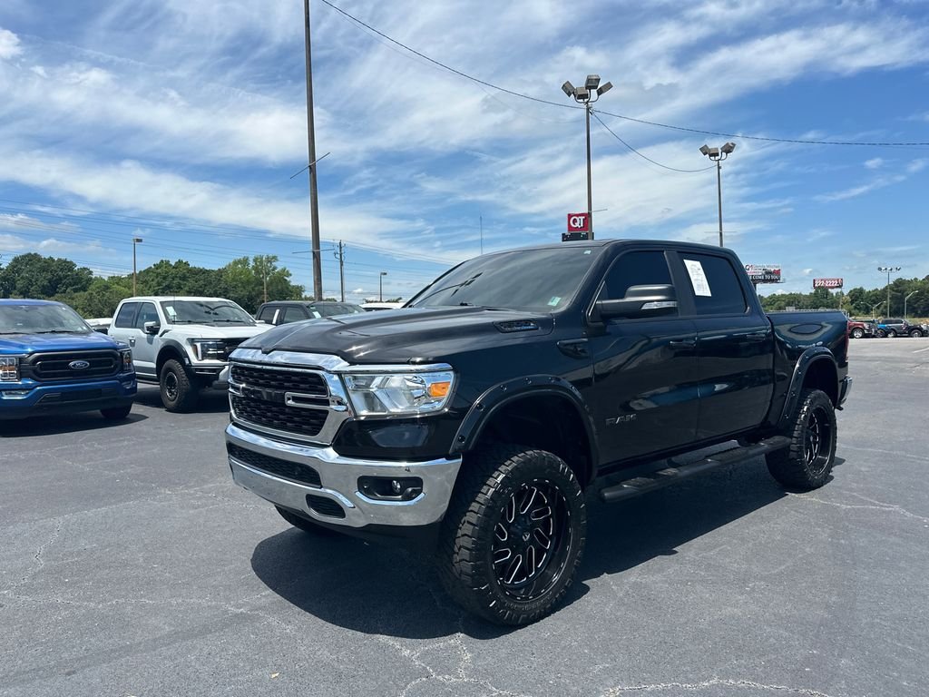 View vehicle photo 3