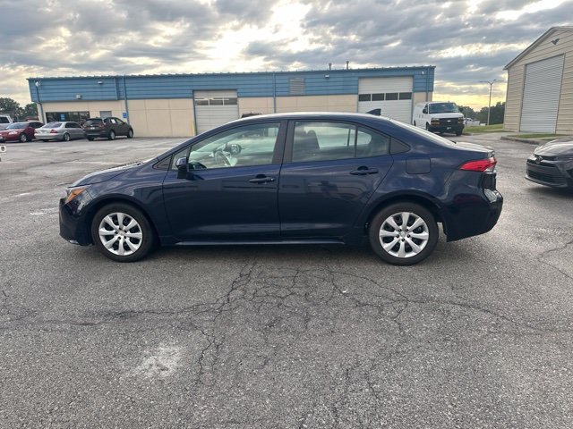 Used 2025 Toyota Corolla LE with VIN 5YFB4MDE0SP255900 for sale in Kansas City