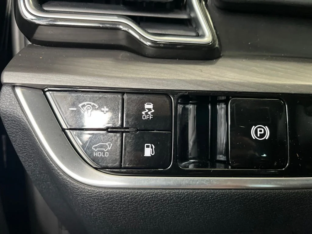 Used 2024 Blue Kia X-Line image 14