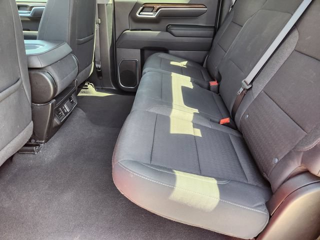2025 Chevrolet Silverado 1500 LT - Photo 32