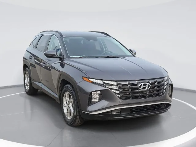 Used 2024 Gray Hyundai SEL image 1