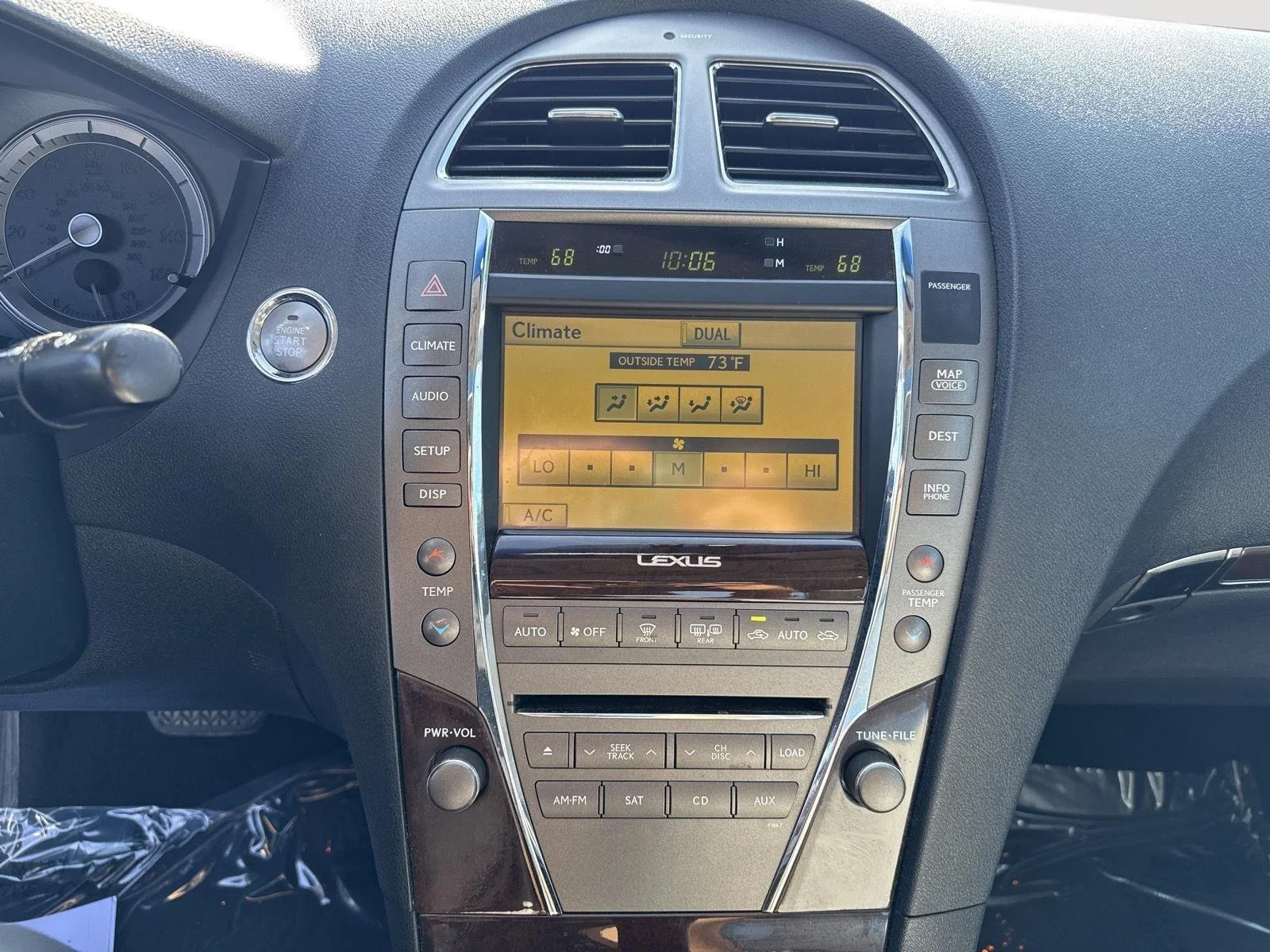 Used 2012 Starfire Pearl Lexus Base image 13