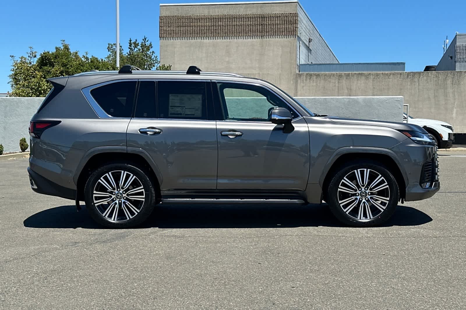 New 2026 Manganese Luster Lexus LX 700h LUXURY image 6