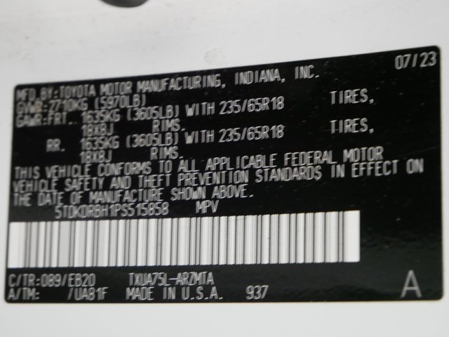 Used 2023 Wind Chill Pearl Toyota XLE image 34