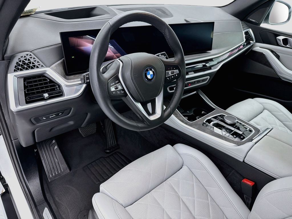 2026 BMW X5 50e - Photo 9