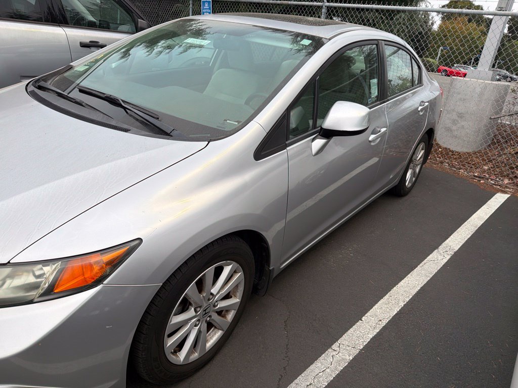 Used 2012 Alabaster Silver Metallic Honda EX image 2