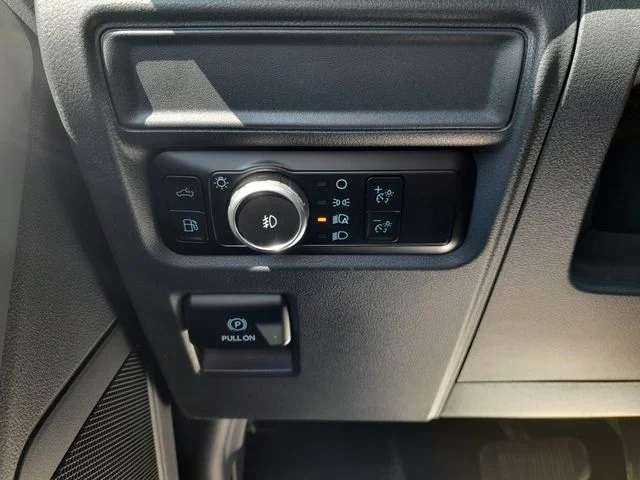 Used 2024 Oxford White Ford XLT image 18