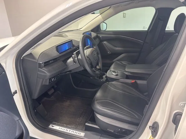 Used 2023 White Ford Premium image 12