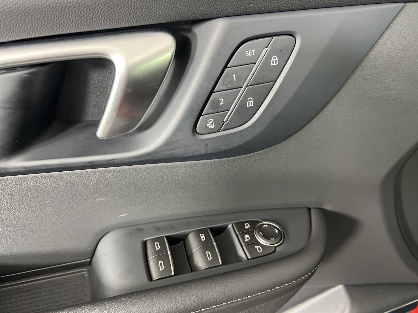 2026 Buick Enclave Sport Touring - Photo 10