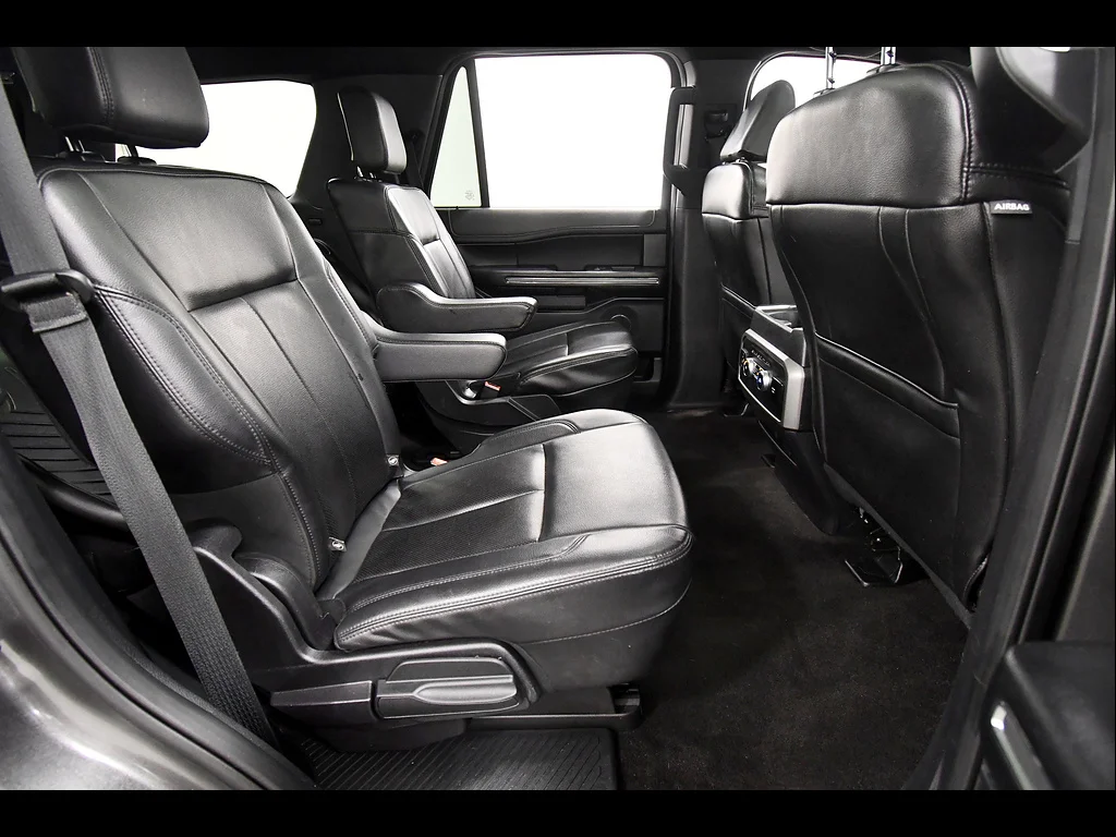 2021 Ford Expedition XLT - Photo 18