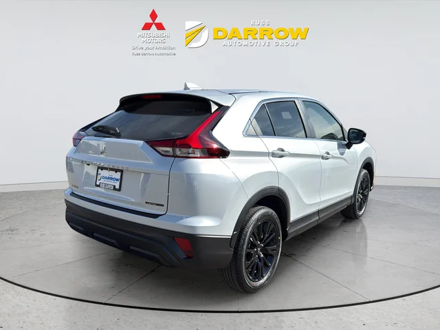 New 2026 White Mitsubishi LE image 5