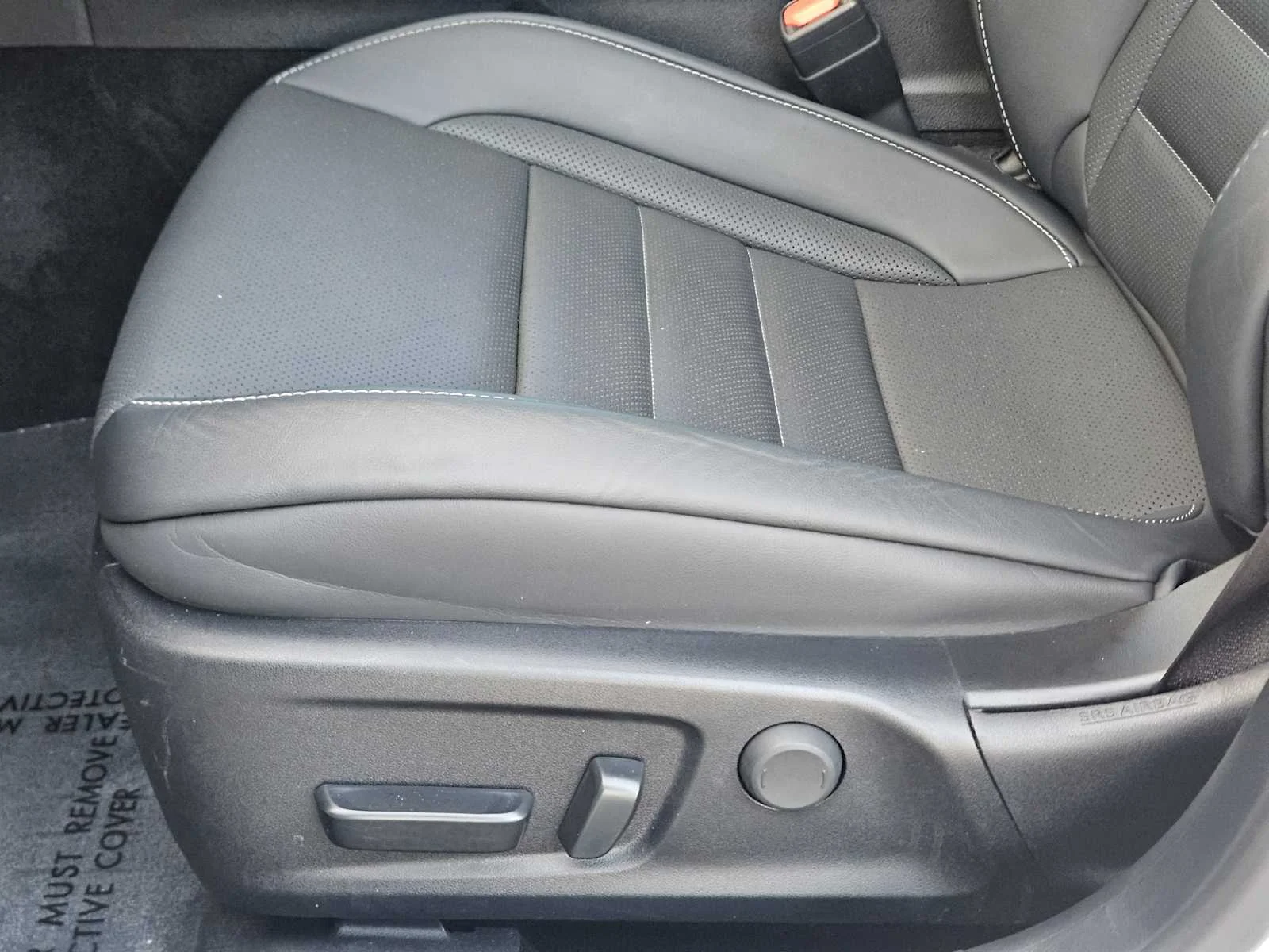 Certified Used 2024 Ultra White Lexus F SPORT image 19