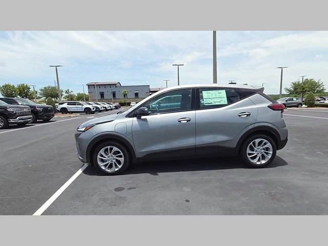 2027 Chevrolet Bolt LT - Photo 29