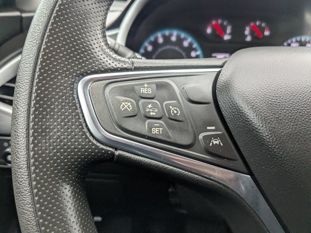 Used 2024 Lakeshore Blue Metallic Chevrolet LT image 21