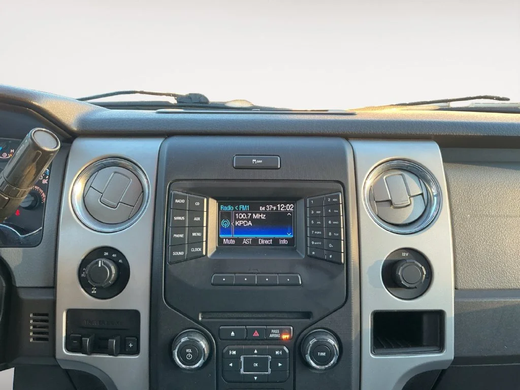 Used 2013 White Ford XLT image 20