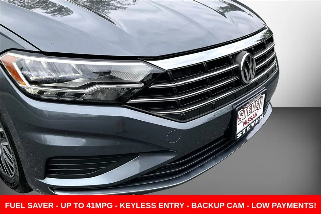 Used 2021 Gray Volkswagen 1.4T S image 35