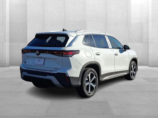 New 2026 White/off-white Volkswagen 2.0T SE image 4