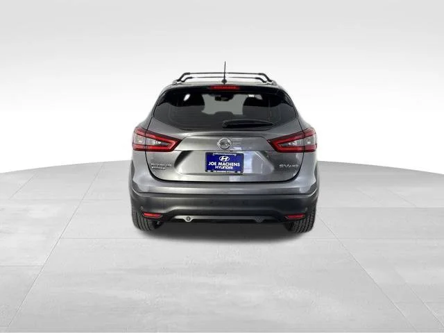 Used 2020 Gray Nissan SV image 7