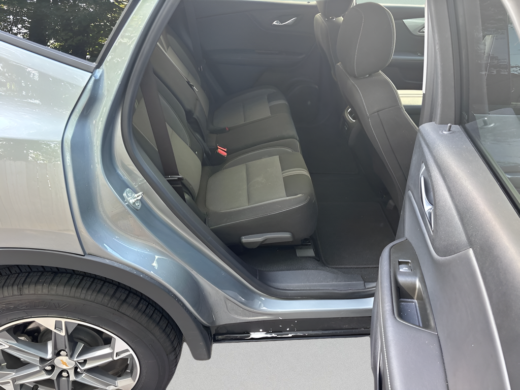 Used 2025 Gray Chevrolet LT image 11