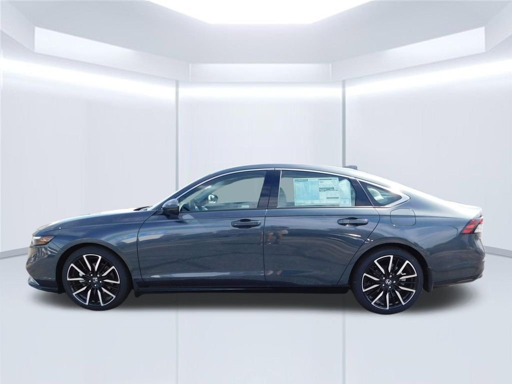 New 2026 Meteorite Gray Metallic Honda Touring image 6