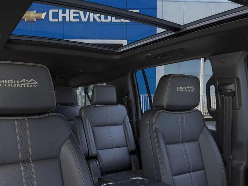 2026 Chevrolet Suburban High Country - Photo 24