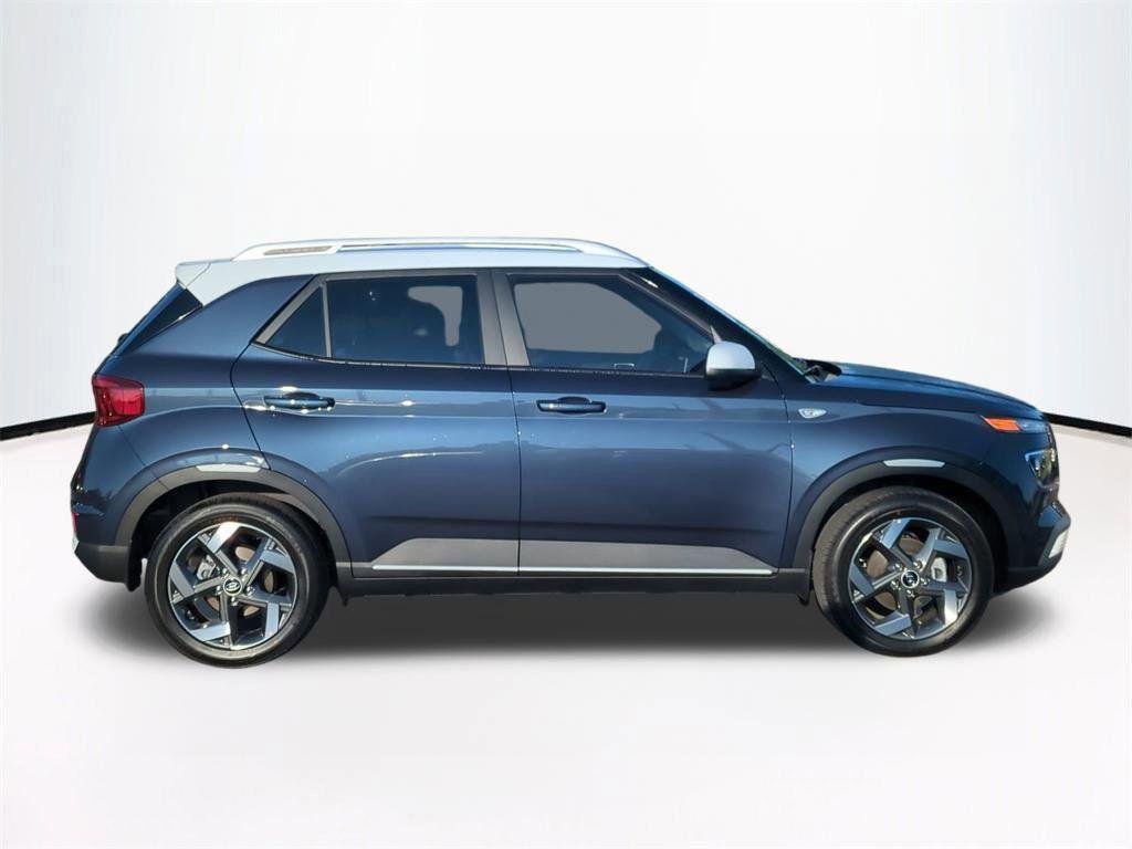 New 2026 White Hyundai SEL w/Two-Tone Roof image 4