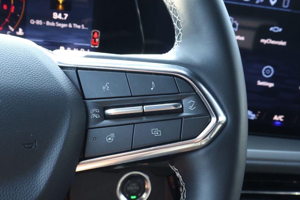 Used 2026 Mosaic Black Metallic Chevrolet LT image 18
