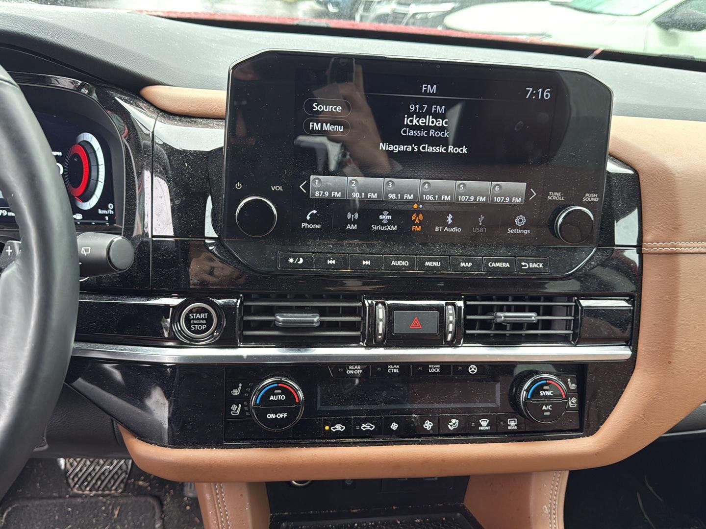 Used 2024 Scarlet Ember Nissan Platinum image 19