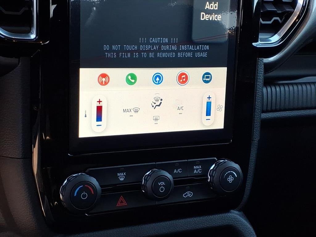 New 2025 Oxford White Ford XLT image 10