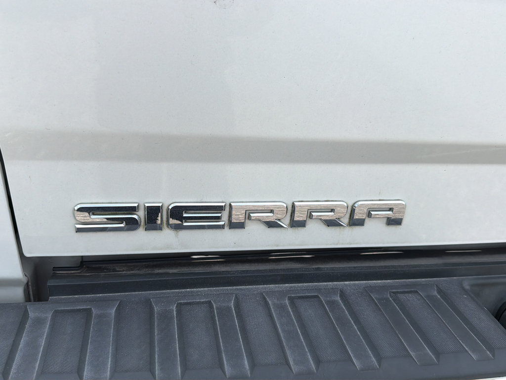 Used 2017 White Frost GMC Denali image 21