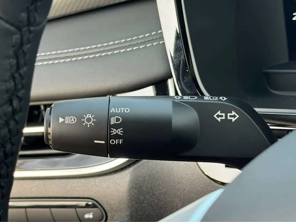 New 2027 HARBOR GRAY INFINITI Luxe FWD image 14