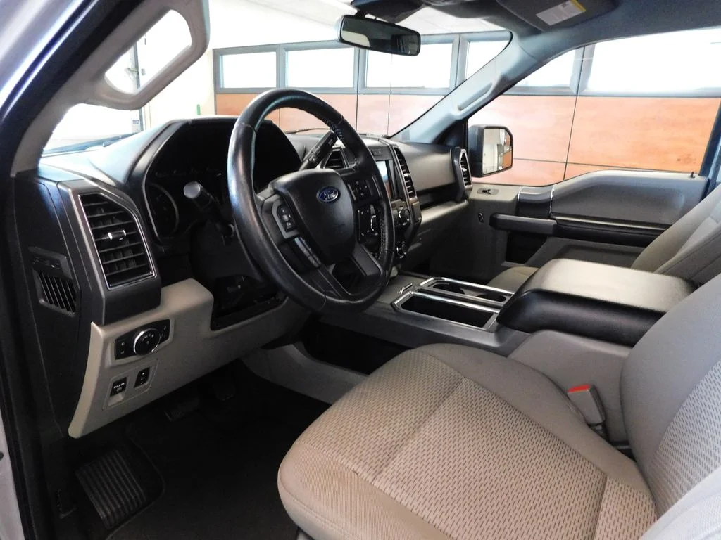 Used 2020 Iconic Silver Metallic Ford XLT image 14