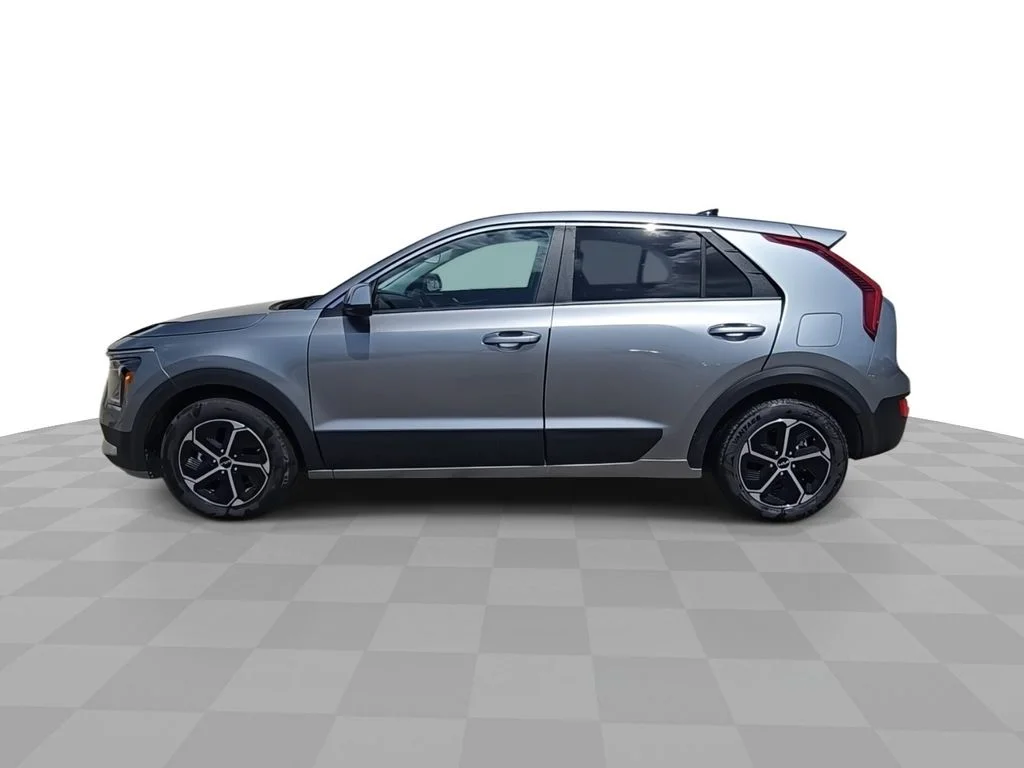 Used 2026 Gray Kia LX image 5
