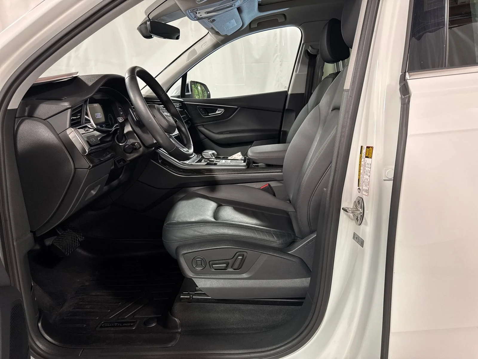 Used 2021 Glacier White Metallic Audi 55 Premium Plus quattro image 3