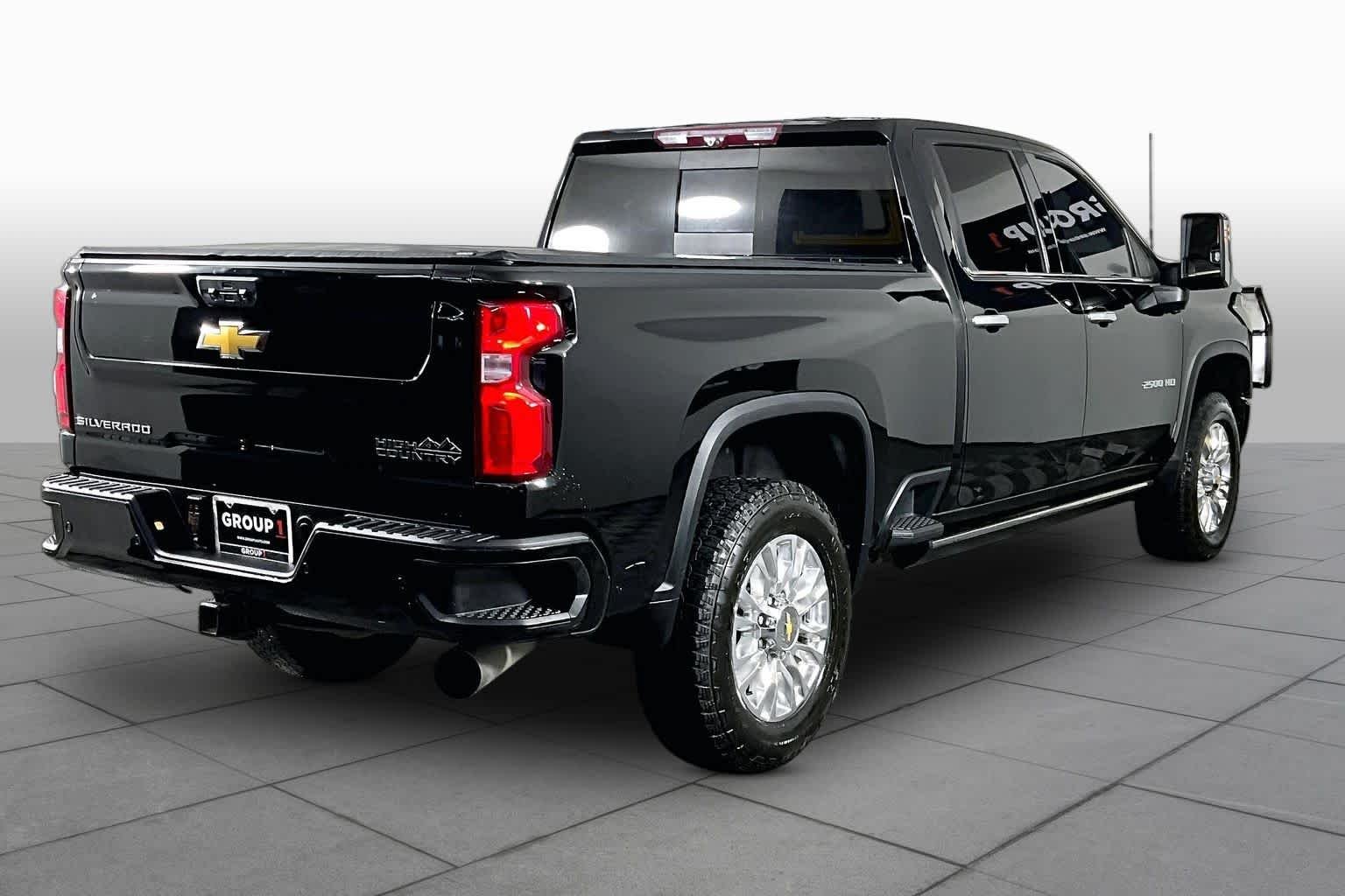 Used 2023 Black Chevrolet High Country image 12
