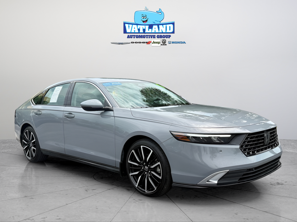 Used 2024 Gray Honda Touring image 7