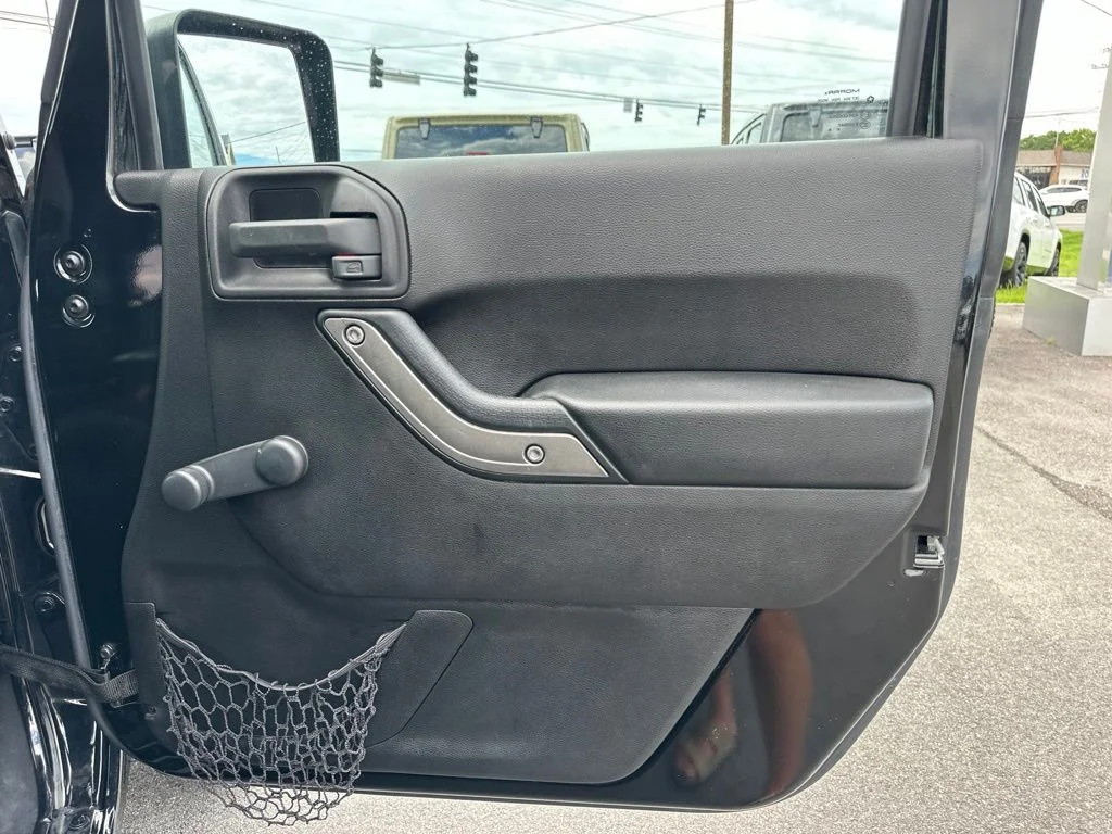 Used 2015 Black Jeep Sport image 18