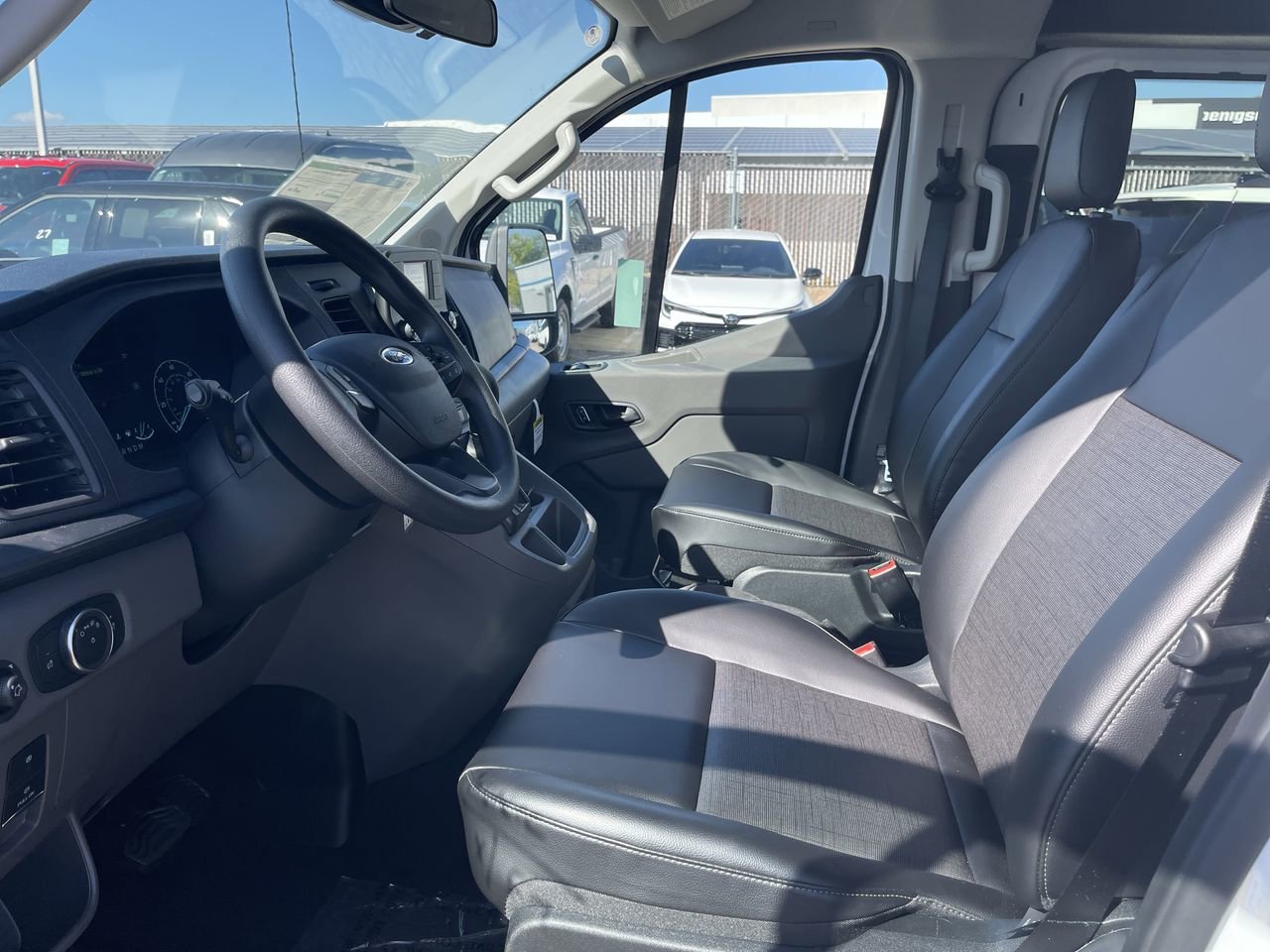 New 2025 Oxford White Ford  image 17
