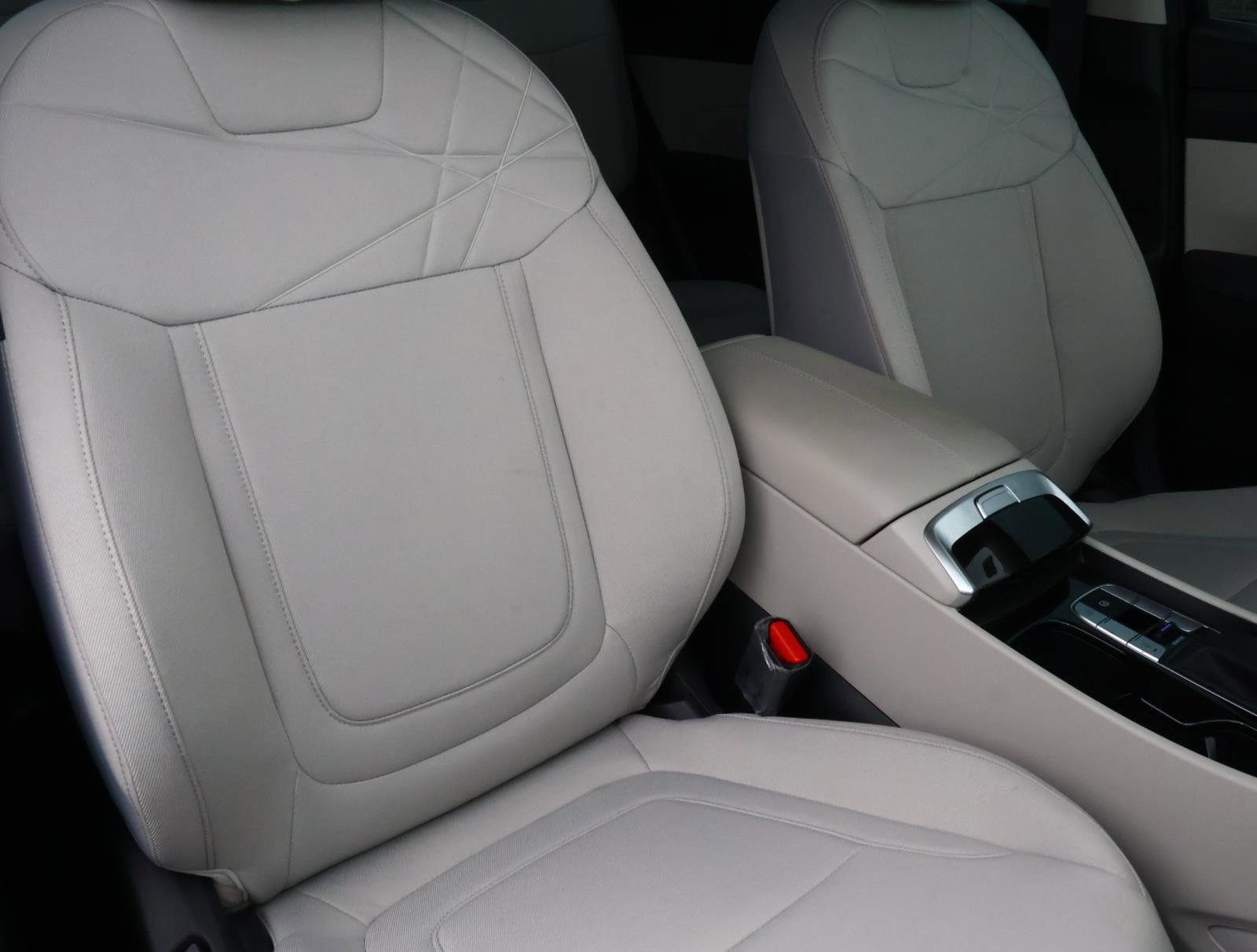 Certified Used 2026 Phantom Black Hyundai SE image 16