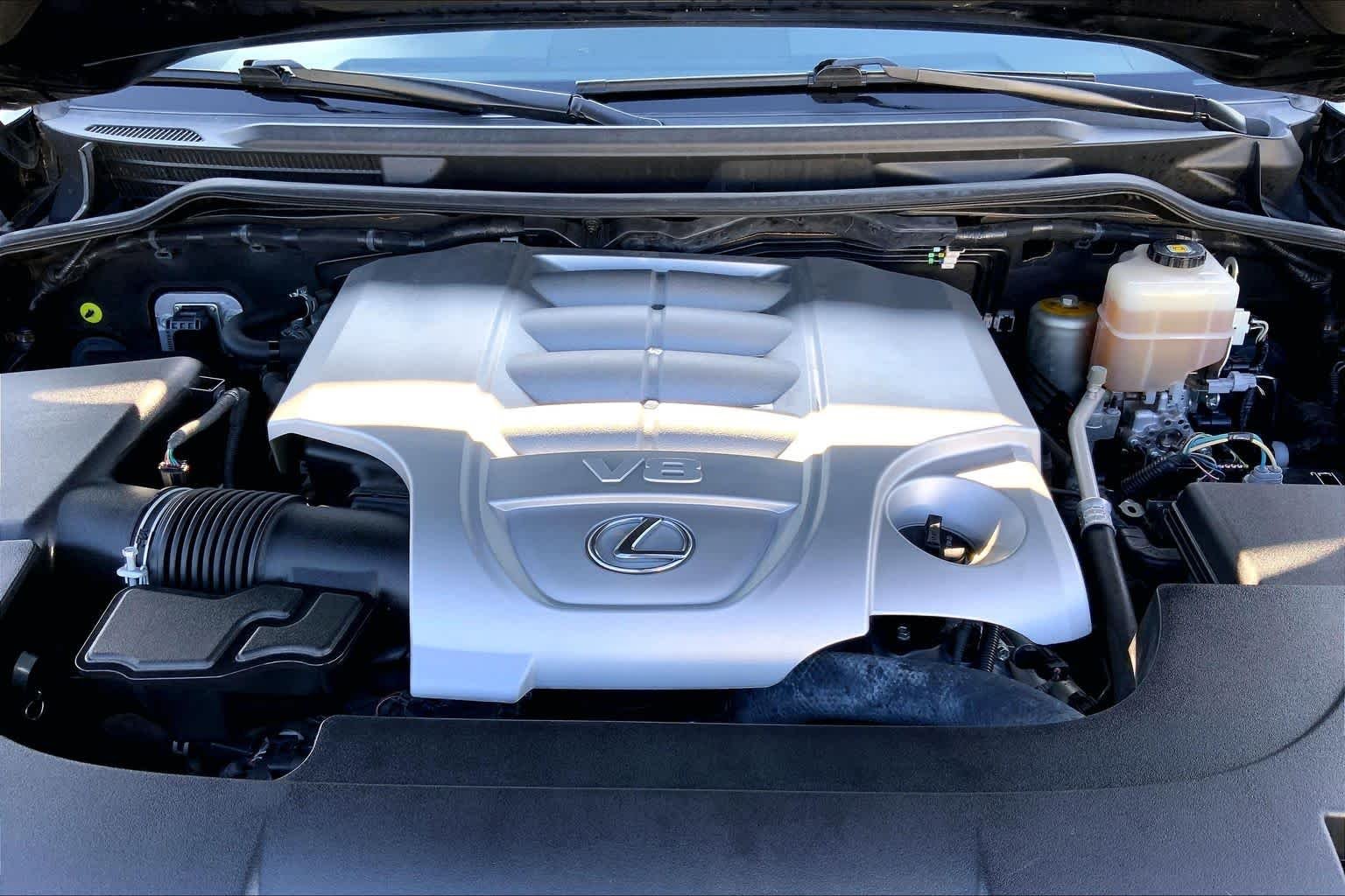 Certified Used 2019 Black Onyx Lexus  image 29