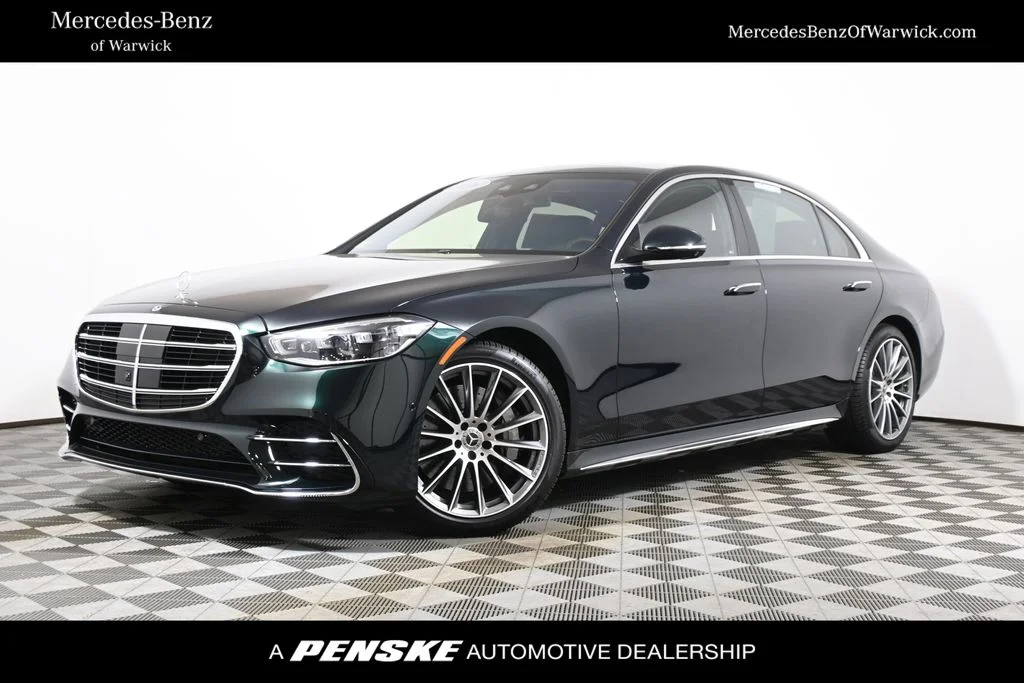 Certified Used 2026 Green Mercedes-Benz S 580 image 1