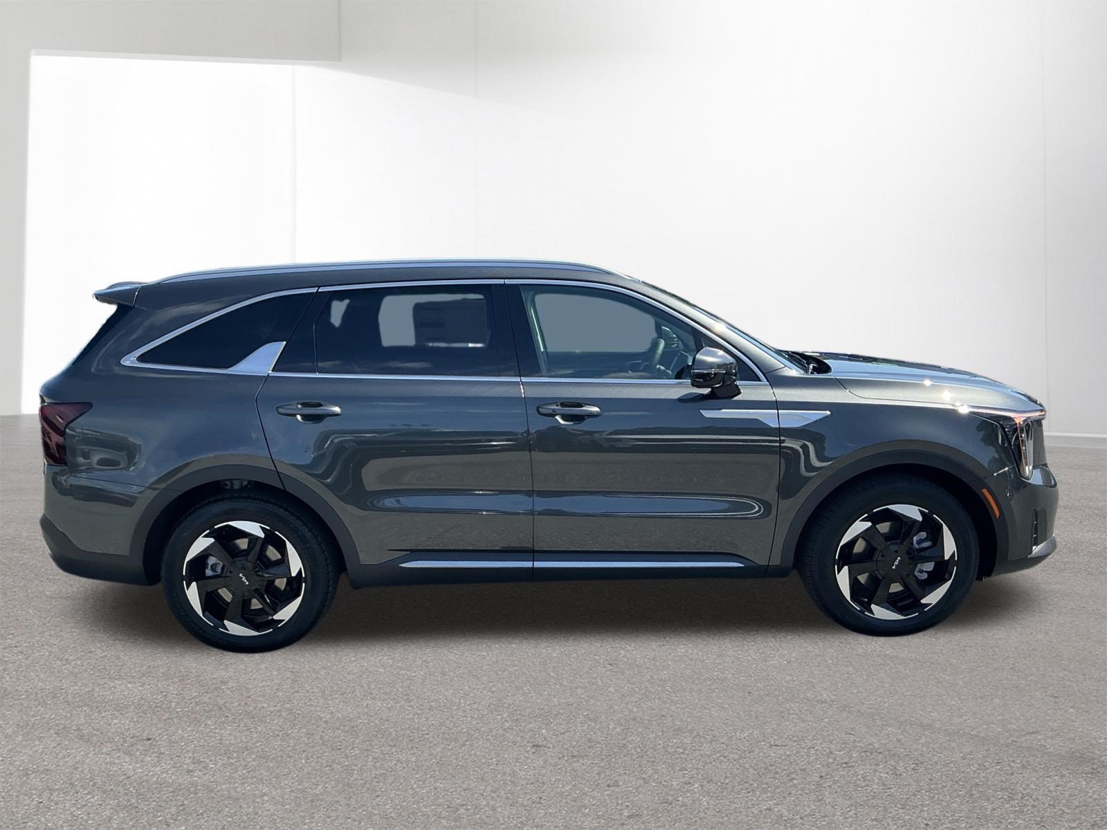 New 2026 Interstellar Gray Kia EX image 2