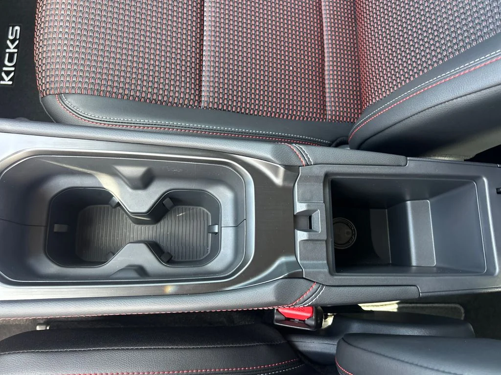2026 Nissan KICKS SR - Photo 37