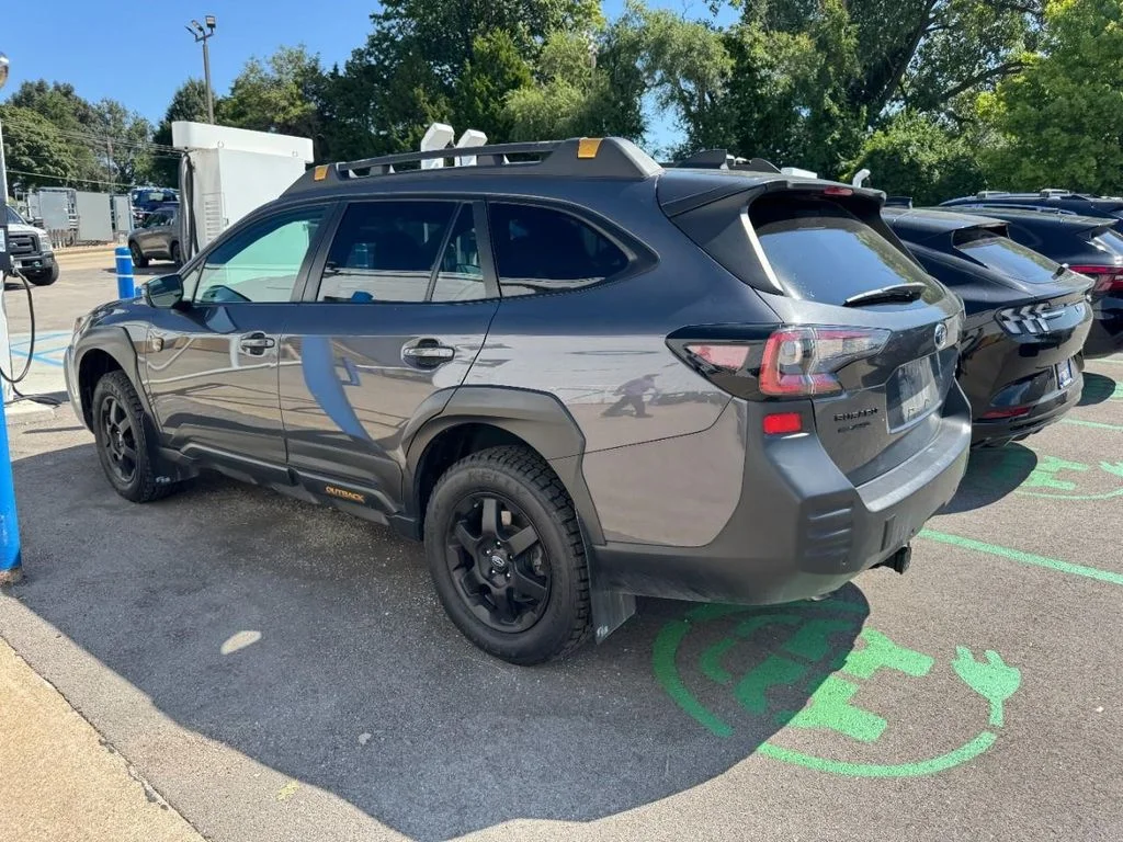 Used 2024 Magnetite Gray Metallic Subaru Wilderness image 7