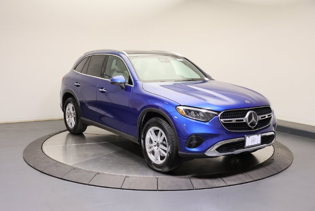 Certified Used 2026 Starling Blue Metallic Mercedes-Benz GLC 300 image 7