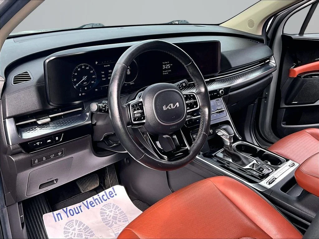 Used 2022 White Kia SX Prestige image 14