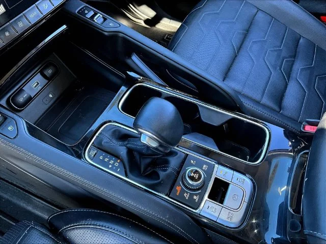 Used 2022 Black Kia SX image 20