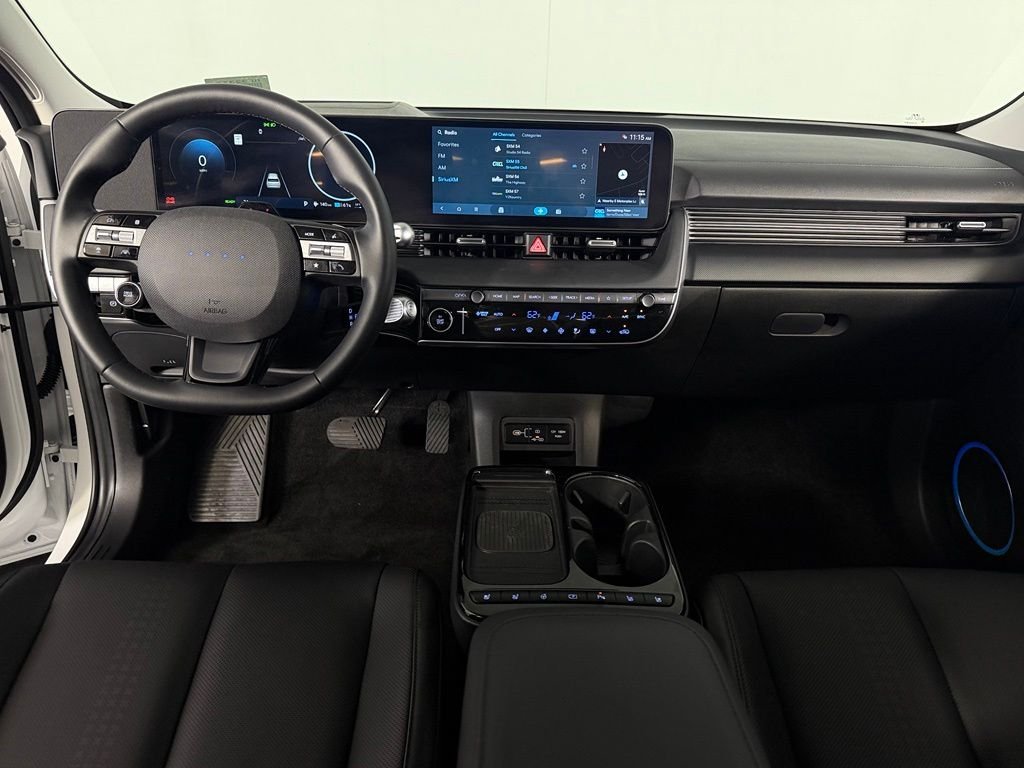 Used 2025 White Hyundai Limited image 16