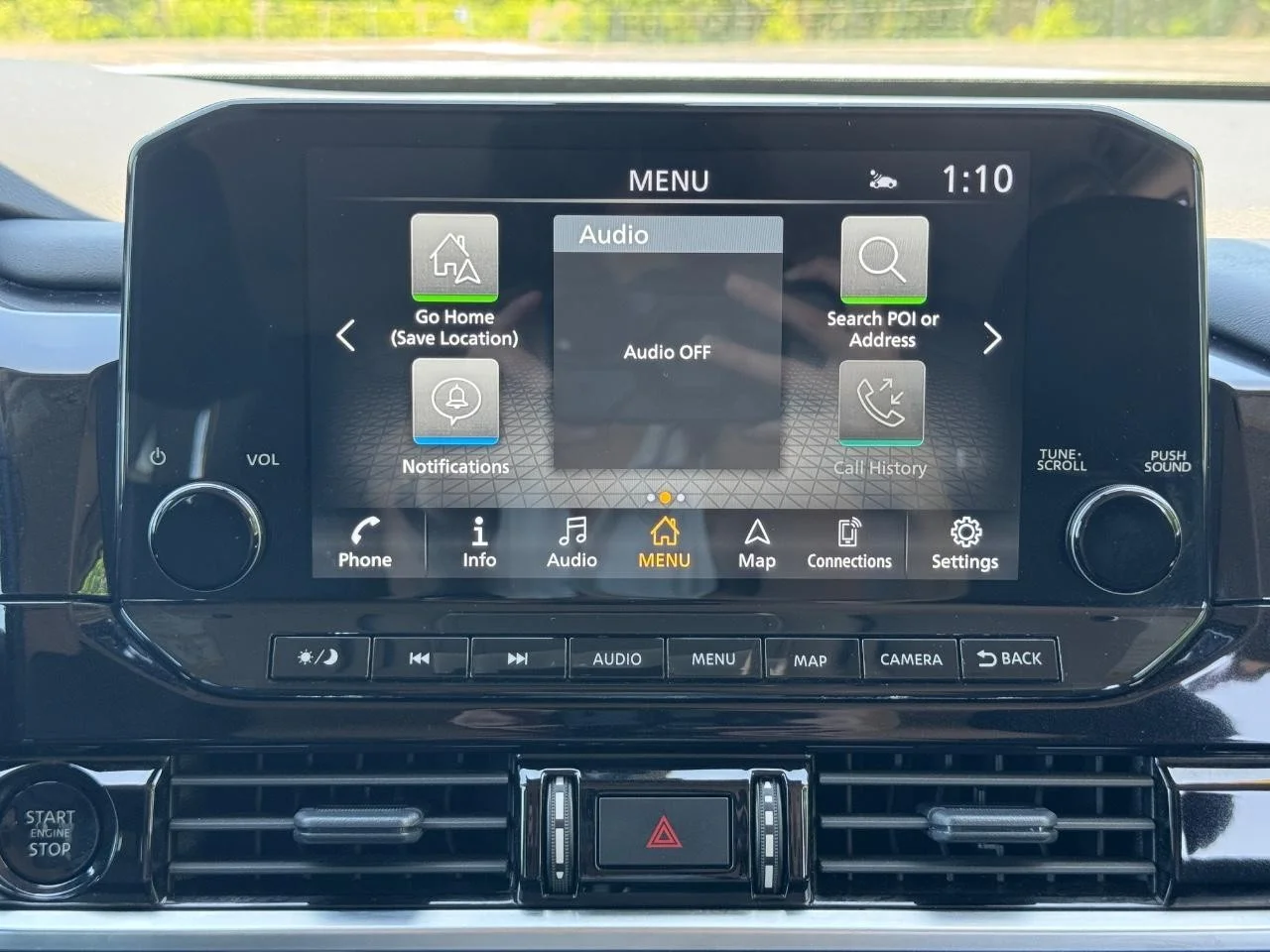 Used 2025 Brilliant Silver Metallic Nissan SL image 15