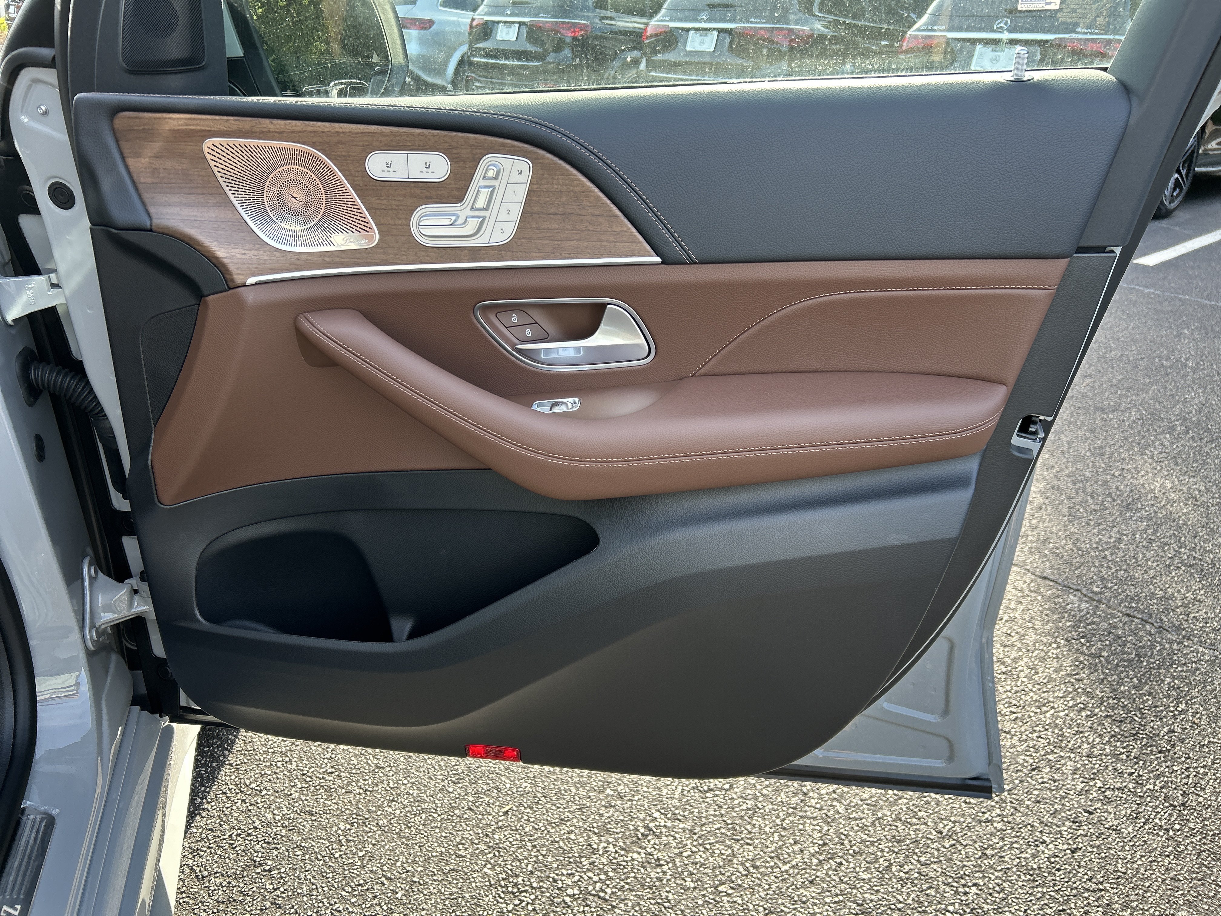 New 2026 MANUFAKTUR Alpine Grey Mercedes-Benz GLE 450 4MATIC® SUV image 41